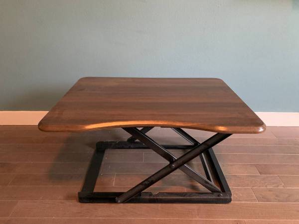 Adjustable Desk Riser 1