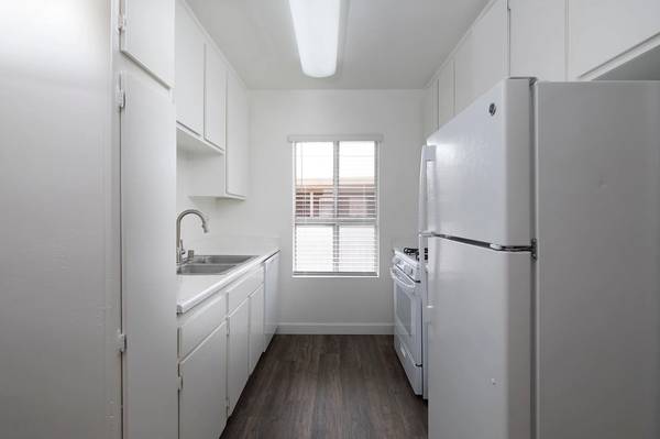 $1,750 / 1br - 574ft2 - El Cajon 1BR with AC, Pool, and Parking! (El Cajon)63865701273985120