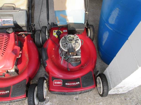 TORO LAWN MOWERS, BAGS 1