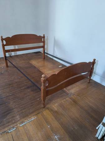 Maple full-size bed frame 1