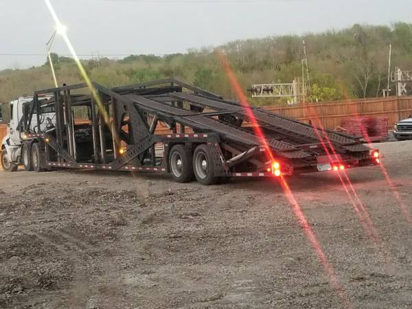 Classic 2000 Shamrock Nine Car Carrier Trailer 1