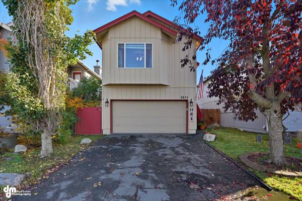 $399,900 / 3br - 1422ft2 - EAST ANCHORAGE GEM! (3832 Sycamore Loop) (Anchorage)64014170622594120