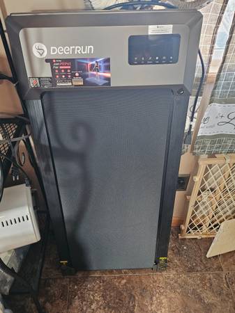 DEER RUN WALKING PAD 1