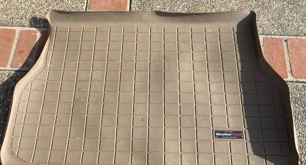 WeatherTech Trunk mat 1