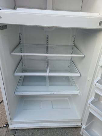 Refrigerator 1