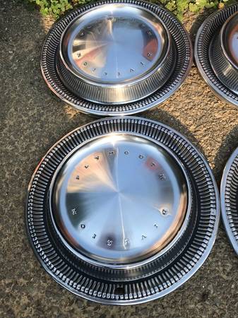 Set of 4 1972-73 15"Plymouth Division Hubcaps - $5063443728855681122