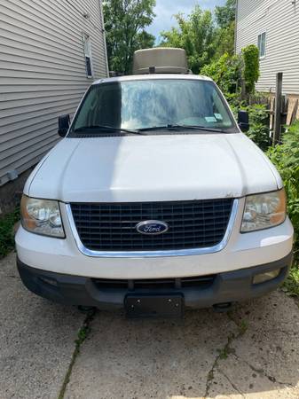 2005 Ford Expedition XLT 4x4 LOW MILES 45k. Needs Transmission - $2,800 (Staten Island)63654713729921121