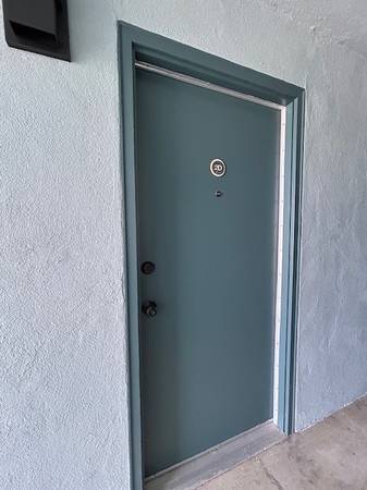 $3,250 / 2br - 2024 Vine Street, Apt 2D Berkeley, CA (berkeley)64017517877889121