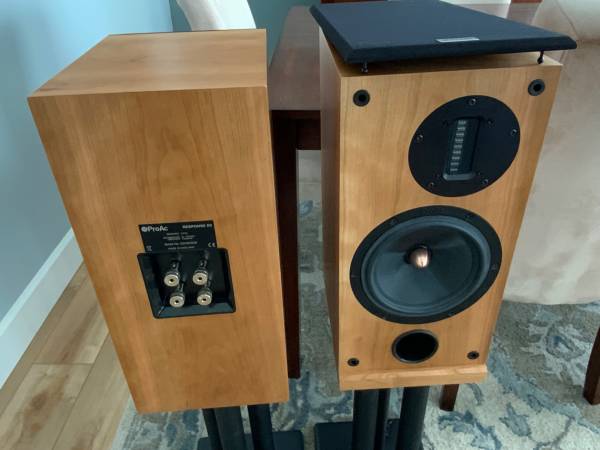 Like new Proac Response D2R speakers with stands 6 months old 1