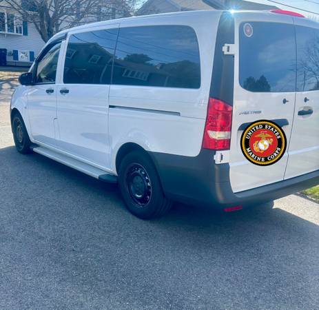 Need a ride to and from the Airport, or anywhere else ? 6 passenger 2023 van (Salem)64141786034177121
