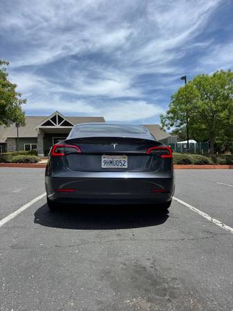 2023 Tesla Model 3 - One owner - Mint - $27,50063440556336513123
