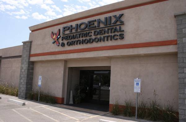 DENTAL FRONT OFFICE 1
