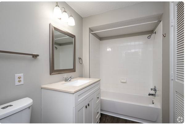 $1,194 / 3br - 950ft2 - ****Going Fast Stop By***** (Baton Rouge)63678508394625120