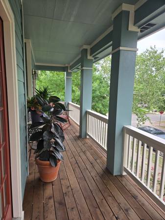 $775 / 1br - All Bills Paid, Room w/Large Balcony - Furnished $775.00 (Kyle, Plum Creek)63979118466434123