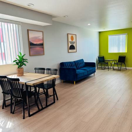 $800.00 / 1br - Welcome to Ostel | South Central — a modern, move-in-ready, all-inclus63998005563523122