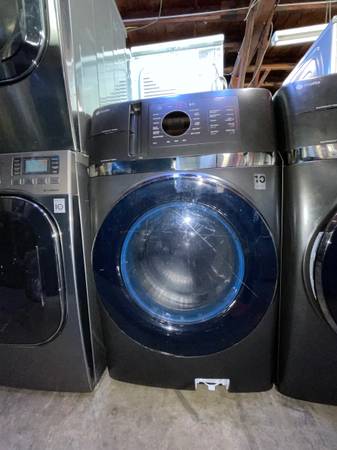 28" GE Combo Washer/Dryer 1