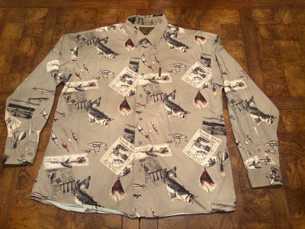 NICE - North River Outfitters XL Fishing Lures Largemouth Bass Shirt 1