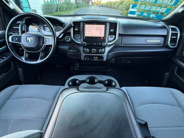 2024 RAM Big Horn 4dr - Photo 13