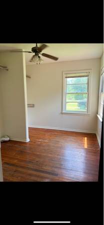 $1700.00 / 3br - 1498ft2 - Family home in convinent location! Large backyard completely fenced in64037559102467122