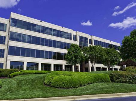 DESIGN YOUR OFFICE AND GET UP TO 25% OFF 1