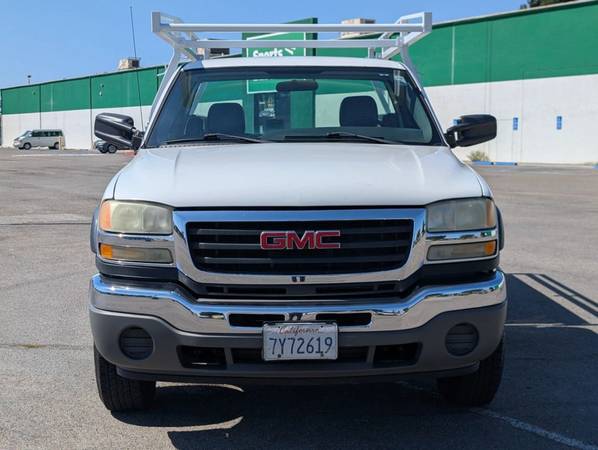 2005 GMC Sierra 2500HD - Photo 3