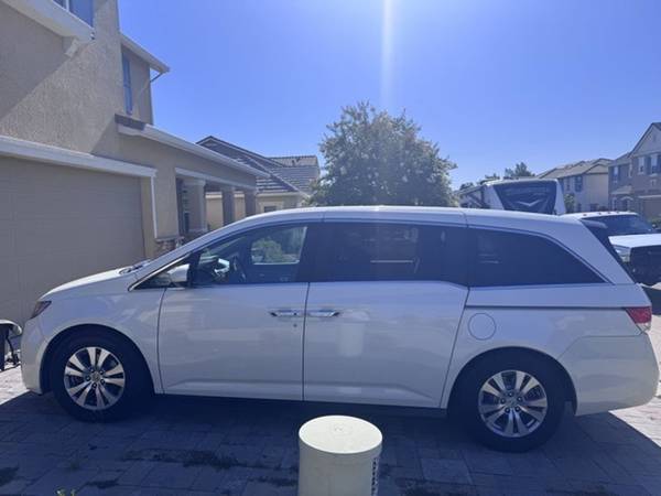 2015 Honda Odyssey EX --- JUST ARRIVED! - $15,988 (916-993-5353)63619385940483122