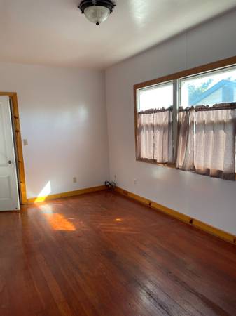 $1,500 / 1br - Westside Room for Rent ~Utilities Included~ Close to UCSC & Beaches (santa cruz)63834316515329121