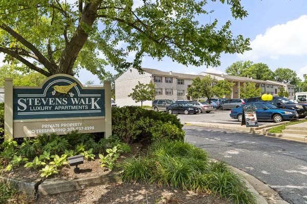 $1,710 / 1br - 850ft2 - Reserved Parking Available, Free Gas Heat & Cooking63896277096707122