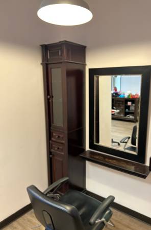 Full salon styling station 1