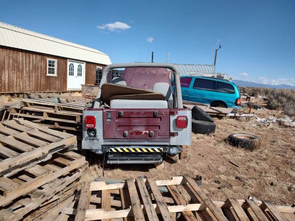 1985 yj wrangler tub and axles - $1,000 (Tres piedras)63484272843777121