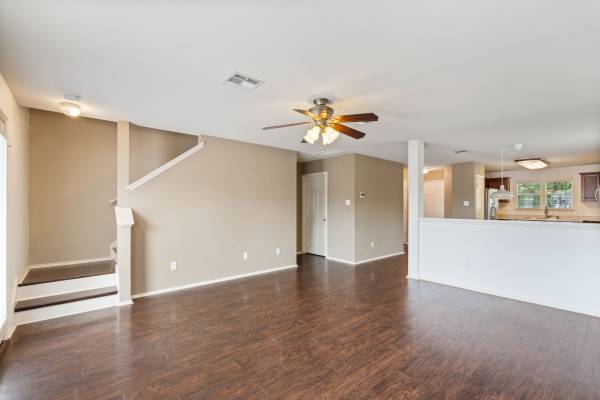 $2,250 / 3br - Beautiful 3-Bed, 3-Bath Retreat in Cedar Park64046033301249123