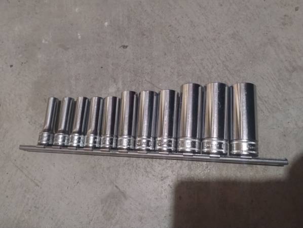 Snap On 3/8 drive socket set 1