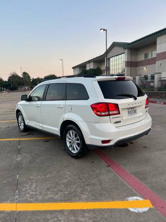 2013 Dodge Journey SXT - $3,20063479125673217123