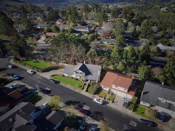 $1,950 / 1br - 2800ft2 - Upscale bedroom in peaceful, shared home (san mateo)64030486321666120