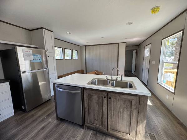 $78,000 / 2br - 896ft2 - New 2/2 in All Age Community63963328070659122