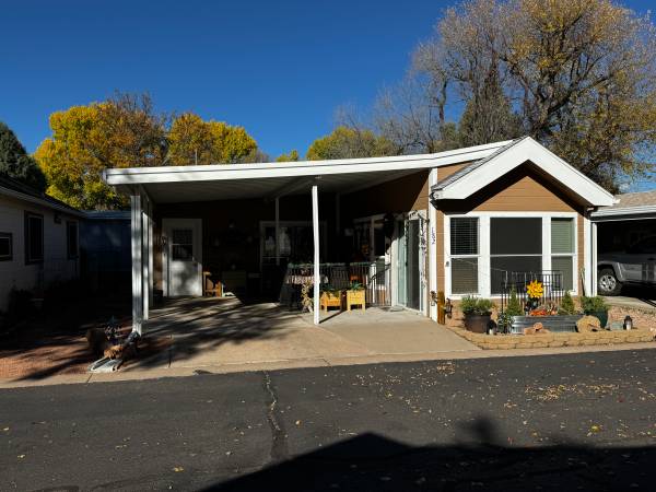 2000 Chariot Eagle, 1/1, Spc 182, 55+ Lamplighter RV Resort 1