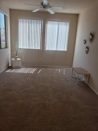 $1,775 / 3br - 1106ft2 - Comfortable living. Conveniently located, spacious 3 bed 2 bath! (Peoria - Luke Air Force Base)63623987818883124