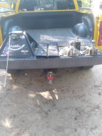 Fifth wheel hitch and adapter 1