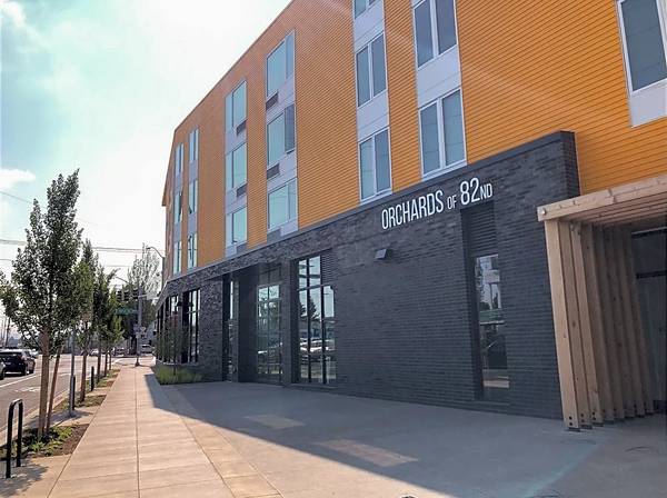 $1,425 / 2hab - 756ft2 - 2/hab, En Portland, Reciclaje (8118 SE Division St, Portland, OR)63820909789057124