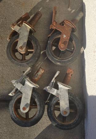 SCAFFOLDING CASTERS (WHEELS) 1