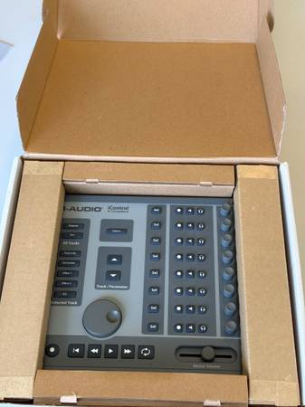 M-Audio iControl for Garage Band — Macintosh - electronics - by