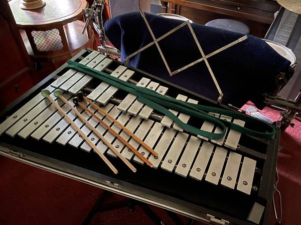 Saito SG-100 Concert Glockenspiel - musical instruments - by