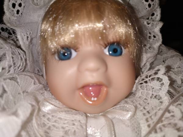 Collector's Choice Series Porcelain Doll in Rolling Baby Carriage! 1