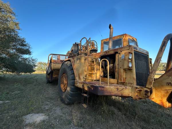 Caterpillar 627E Scraper Twin Engine 1