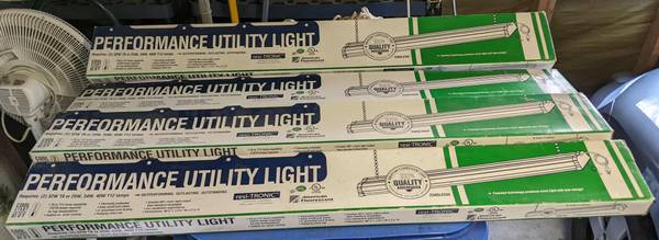 PERFORMANCE UTILITY LIGHT 48 1/2" X 6 1/4" X 2 1/8" 1