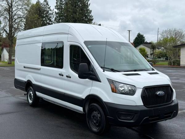 2023 Ford Transit 250 - Photo 7