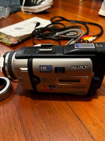 Sony Digital video camera recorder HANDYCAM 1