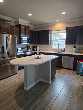 $4500.00 / 4br - Month to Month Lease / Furnished 4 Bed/2 Bath Single Family Home in Ar64036536900738122