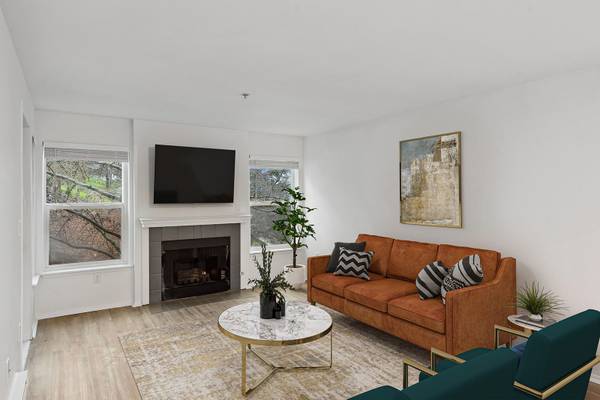 $1,550 / 1br - 650ft2 - ⚡️LIMITED TIME: 6 Weeks FREE + FREE Parking – Don’t Miss Out! (600 7th Ave, Seattle, WA)63891324957442121