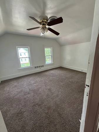 $1,100 / 2br - 884ft2 - Welcome Home to Peace and Possibility (Cleveland)63860362898433123